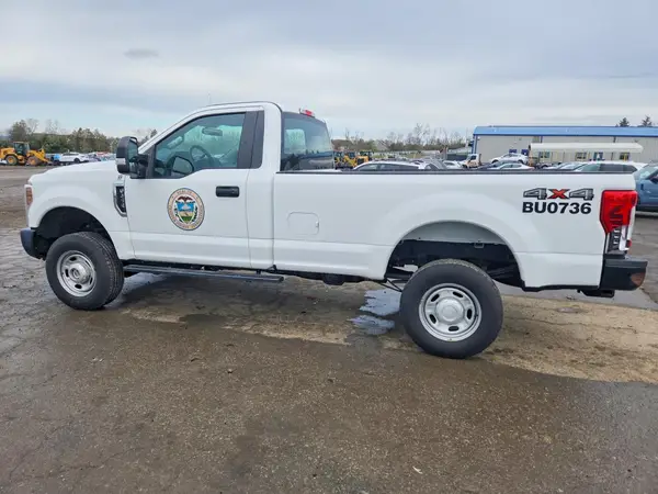 1FTBF2B6XJEC20609 2018 FORD F250 - Image 2
