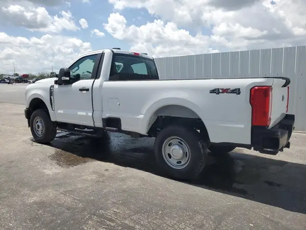 1FTBF2BA2RED07193 2024 FORD F250 - Image 2