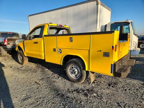 1FTBF2BA7RED47401 2024 FORD F250 - Image 2
