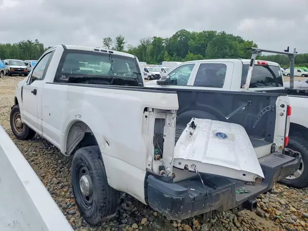 1FTBF3A60KEE44397 2019 FORD F350 - Image 2