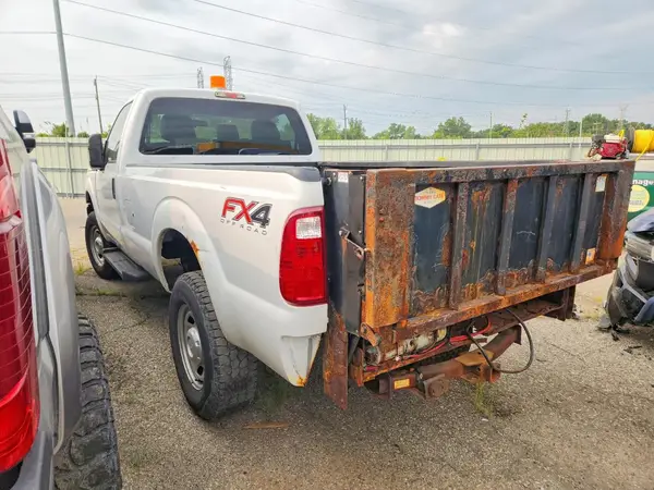 1FTBF3B61GED40913 2016 FORD F350 - Image 2