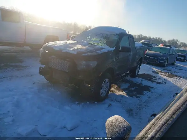 1FTER1FH1KLB10863 2019 FORD RANGER - Image 2