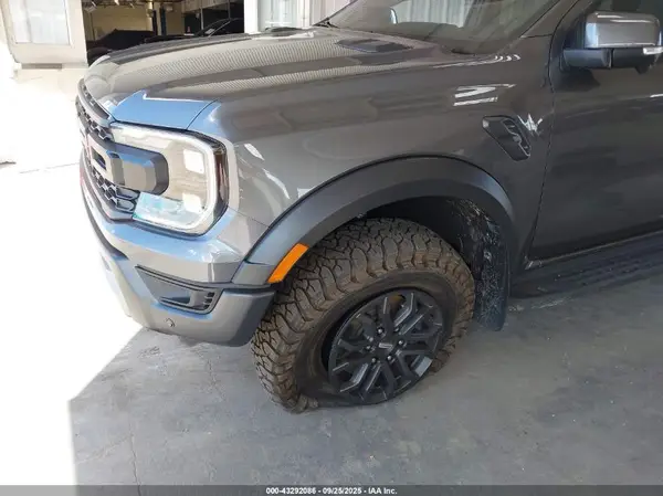 2025 FORD RANGER auction photo 6