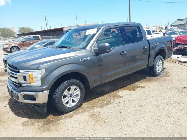 1FTEW1C50JKD83865 2018 FORD F-150 - Image 2