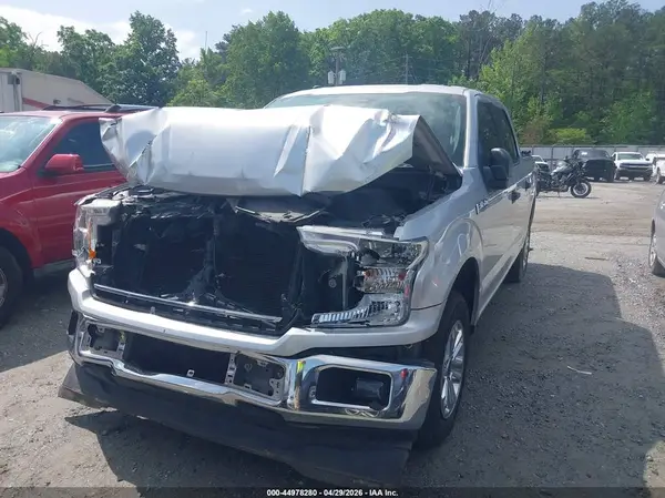 1FTEW1C51JFB30255 2018 FORD F-150 - Image 2