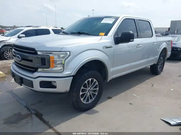 1FTEW1C52JKC39735 2018 FORD F-150 - Image 2