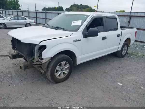 1FTEW1C52JKF11846 2018 FORD F-150 - Image 2