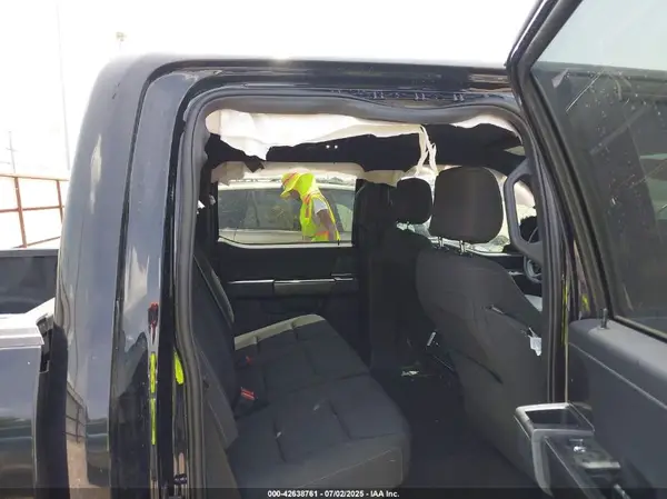 1FTEW1C53PFB01834 2023 FORD F-150 - Image 8