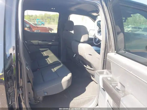 1FTEW1C54PFB84125 2023 FORD F-150 - Image 8