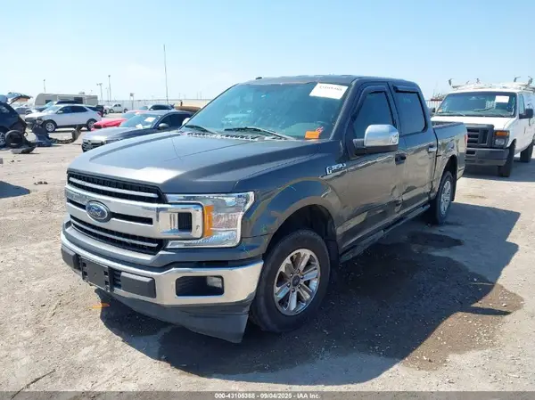 1FTEW1C56JKE16609 2018 FORD F-150 - Image 2