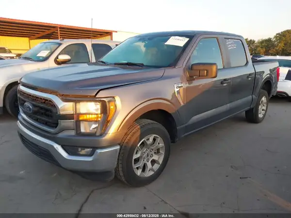 1FTEW1C5XPFB69872 2023 FORD F-150 - Image 2