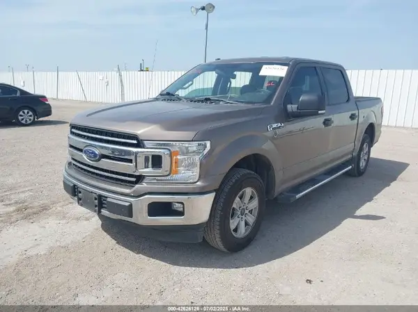 1FTEW1CB1JKD98719 2018 FORD F-150 - Image 2