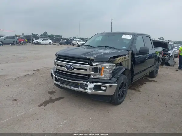 1FTEW1CB2JKC15246 2018 FORD F-150 - Image 2