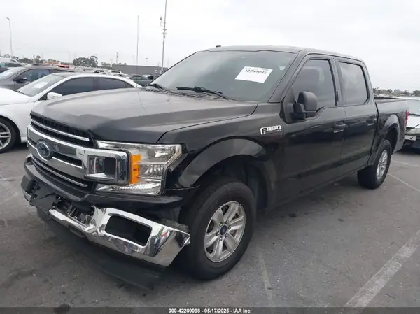 1FTEW1CB3JFE49517 2018 FORD F-150 - Image 2