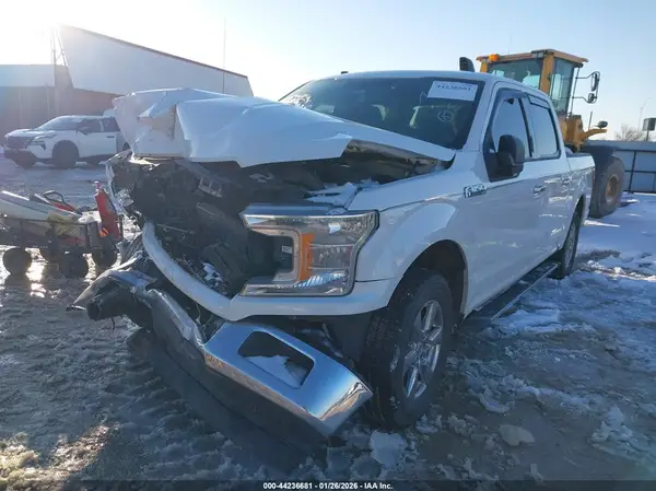 1FTEW1CB4JFB88902 2018 FORD F-150 - Image 2