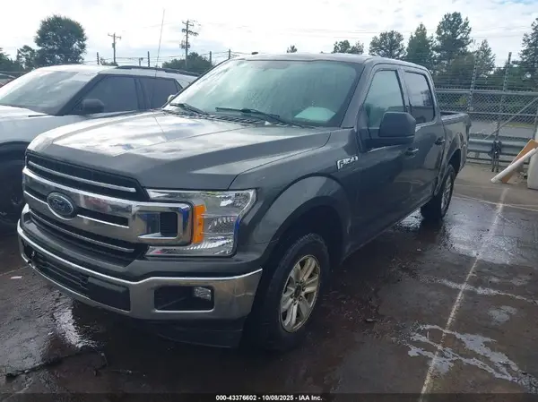 1FTEW1CB5JFC30252 2018 FORD F-150 - Image 2