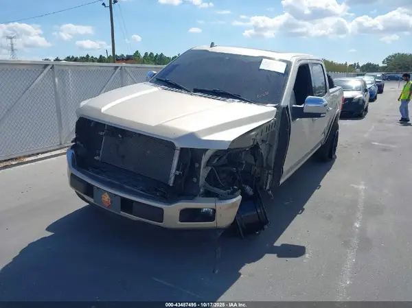 1FTEW1CG4JFB39775 2018 FORD F-150 - Image 2