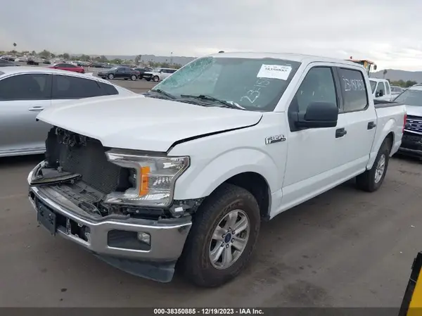 1FTEW1CG4JKC27989 2018 FORD F-150 - Image 2