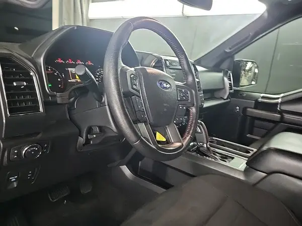 1FTEW1CP5KFA68569 2019 FORD F-150 - Image 1