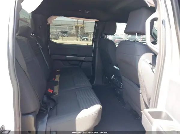 1FTEW1CP6PKF62082 2023 FORD F-150 - Image 8