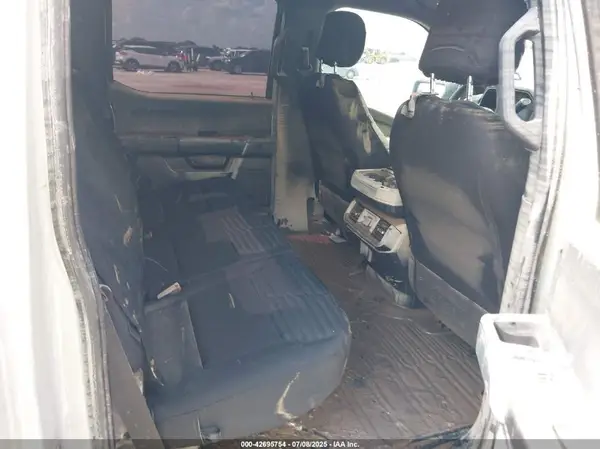 1FTEW1CP7PKD77085 2023 FORD F-150 - Image 8