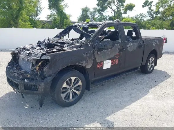 1FTEW1CPXKFD27704 2019 FORD F-150 - Image 2