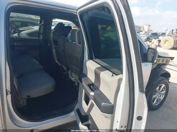 1FTEW1CPXKKE21203 2019 FORD F-150 - Image 8