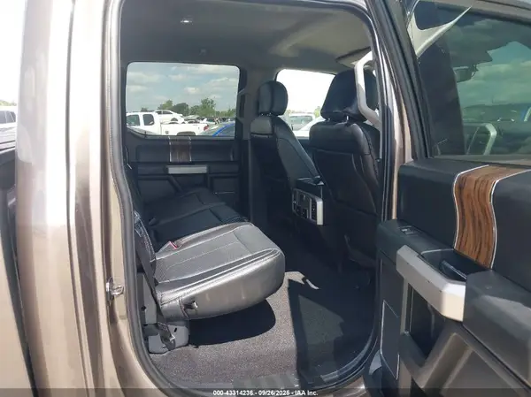 1FTEW1CPXKKE47963 2019 FORD F-150 - Image 8