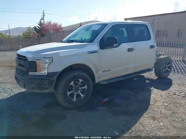 1FTEW1E11JFD71517 2018 FORD F-150 - Image 2