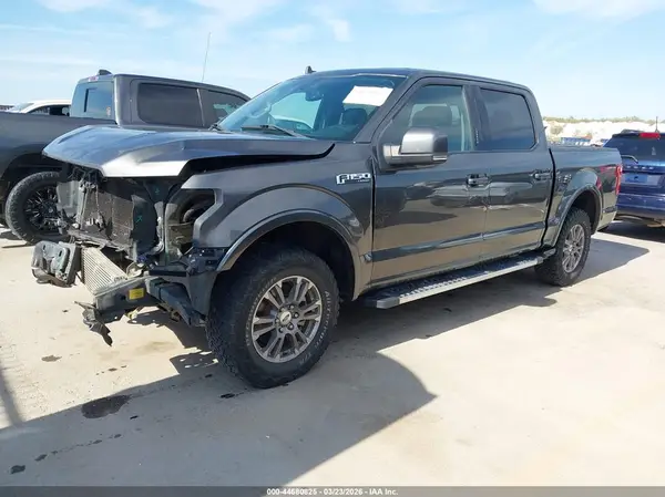 1FTEW1E40KKD55585 2019 FORD F-150 - Image 2