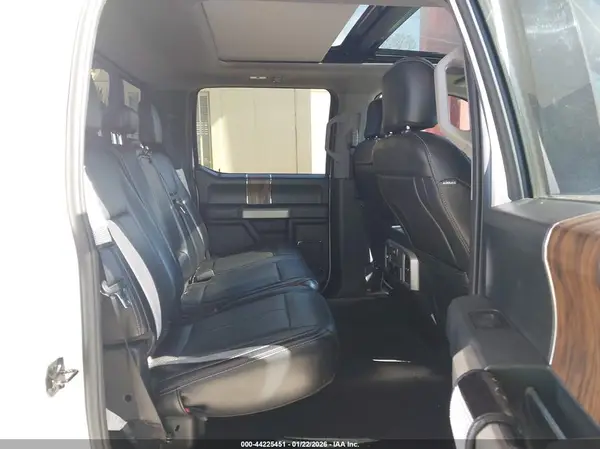 1FTEW1E42KFC53570 2019 FORD F-150 - Image 8