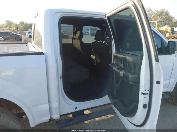 1FTEW1E42KKC31978 2019 FORD F-150 - Image 8