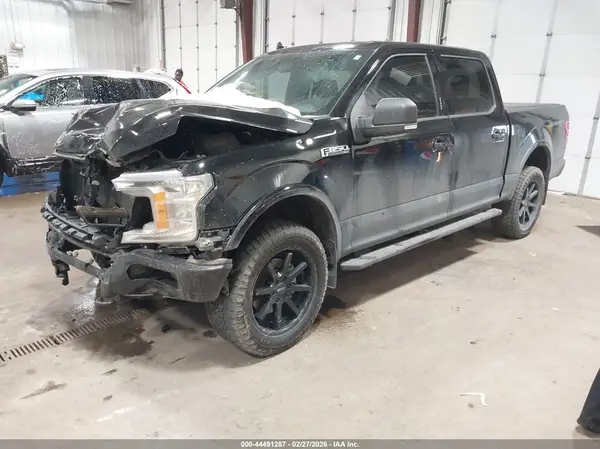 1FTEW1E50JFE77637 2018 FORD F-150 - Image 2