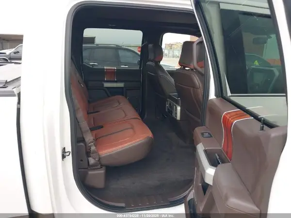1FTEW1E51JFC43586 2018 FORD F-150 - Image 8