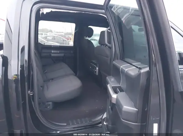 1FTEW1E51JFE60460 2018 FORD F-150 - Image 8