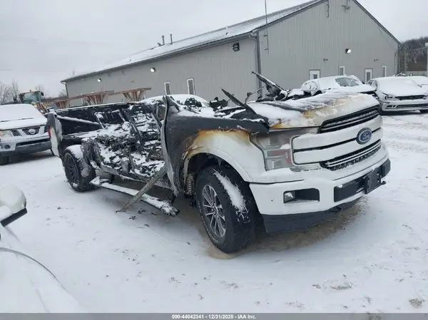 1FTEW1E52JFE69880 2018 FORD F-150 - Image 1