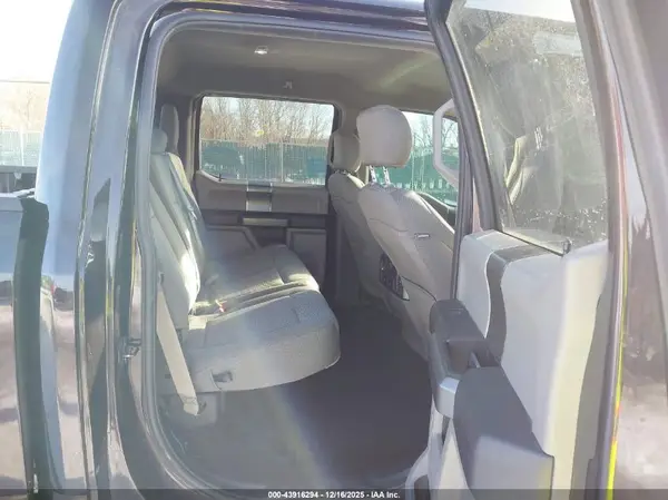 1FTEW1E52KFB26763 2019 FORD F-150 - Image 8