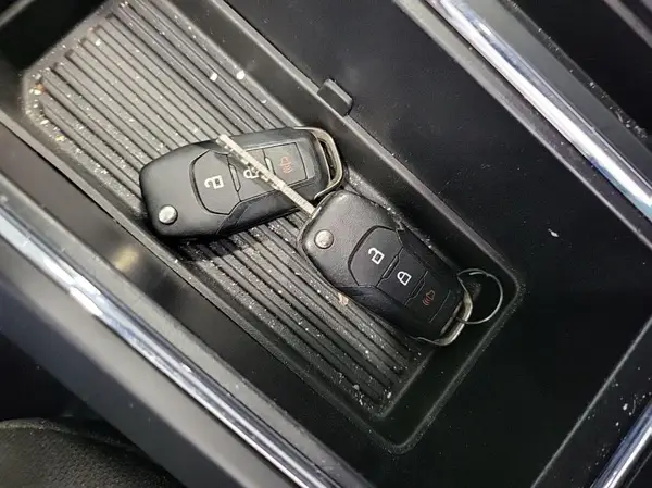 1FTEW1E52KFC05804 2019 FORD F-150 - Image 2