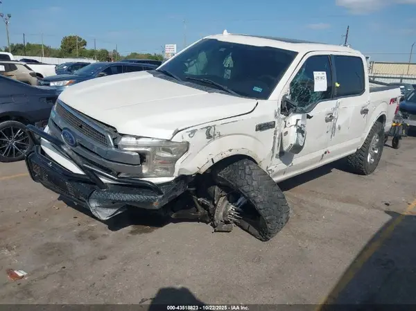 1FTEW1E53JFA44104 2018 FORD F-150 - Image 2