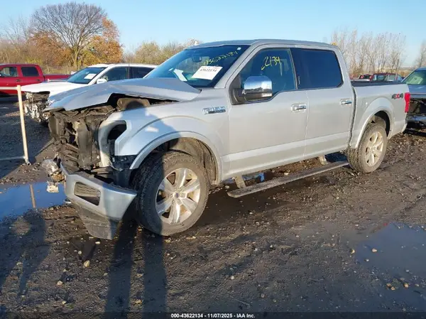 1FTEW1E53JFC44755 2018 FORD F-150 - Image 2