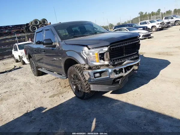 1FTEW1E54JFA86832 2018 FORD F-150 - Image 1