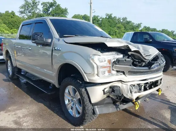 1FTEW1E54JFA88368 2018 FORD F-150 - Image 1