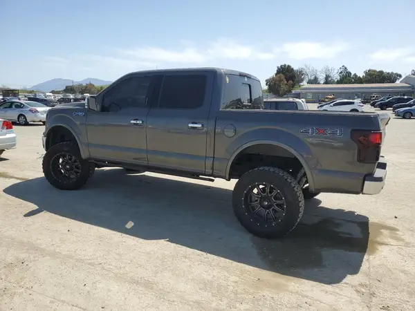 1FTEW1E54JKC26675 2018 FORD F-150 - Image 2
