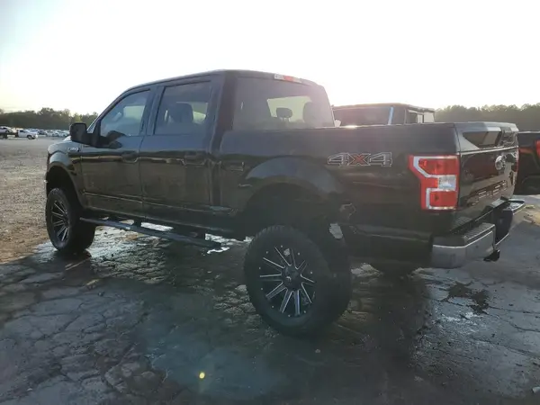1FTEW1E54JKD37422 2018 FORD F-150 - Image 2