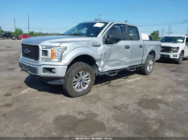 1FTEW1E55JFA27725 2018 FORD F-150 - Image 2