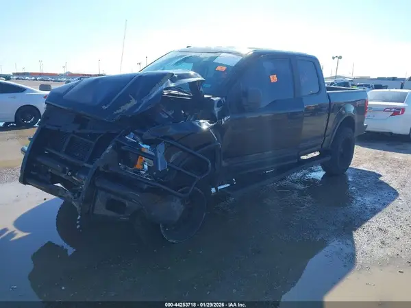 1FTEW1E55JKG02770 2018 FORD F-150 - Image 2