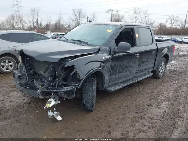 1FTEW1E56JFA24560 2018 FORD F-150 - Image 2