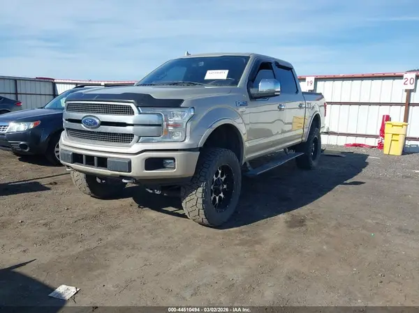 1FTEW1E56JFA74438 2018 FORD F-150 - Image 2