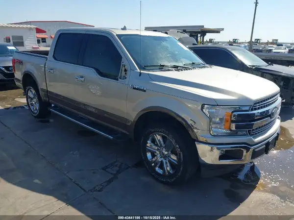 1FTEW1E56JFC00166 2018 FORD F-150 - Image 1