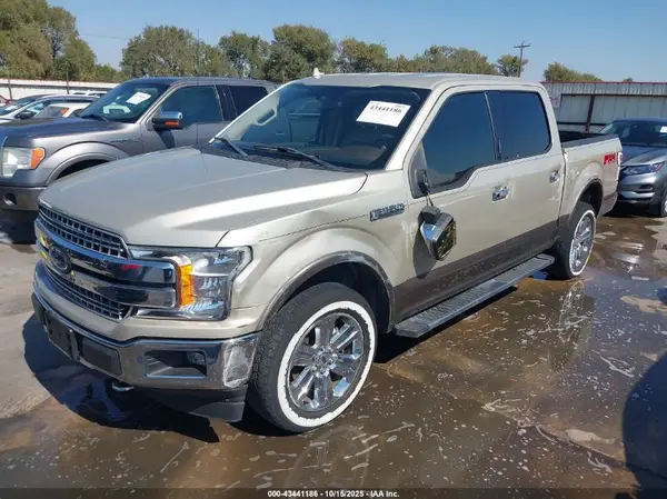 1FTEW1E56JFC00166 2018 FORD F-150 - Image 2